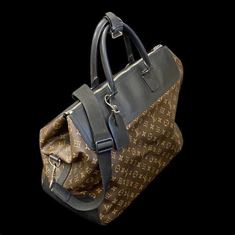 louis vuitton neo greenwich bandouliere travel bag|Louis Vuitton Neo Greenwich Bag .